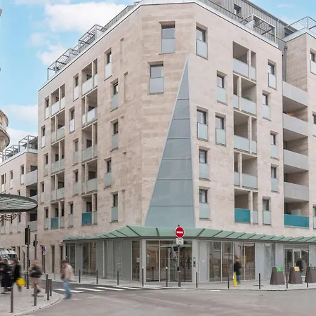Quality Suites Pau Porte des Pyrenees-3
