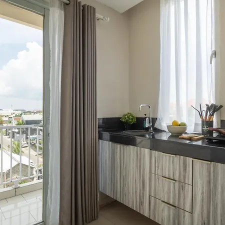 Bali Bustle Kuta Coliving & Coworking Space-2