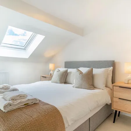 Lonsdale House Boutique Apartments-3