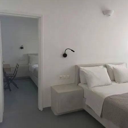 Artemis Suites-3