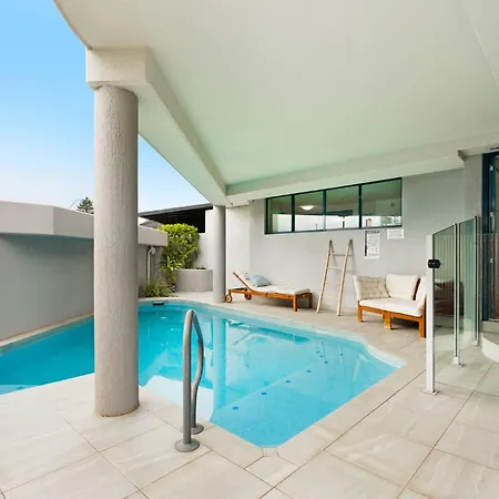 La Promenade Absolute Waterfront Apartments-3