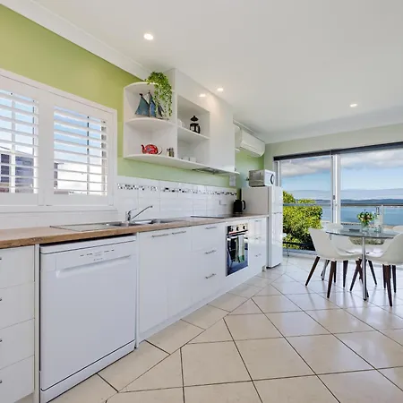 Albany Harbourside Apartments And Houses-3