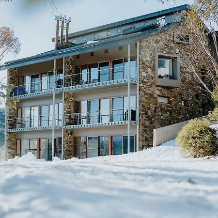 Alpine Woodsmoke Apartments-2