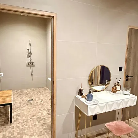 What Else Hotel-2