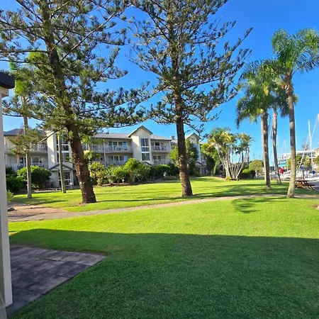 Bayview Bay Apartments And Marina-3