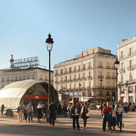 Limehome Madrid Sol-2
