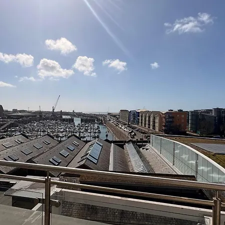 Liberty Wharf Apartments-2