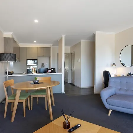 Quest Tamworth-3