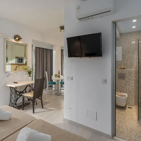 W Suites By Estia-2