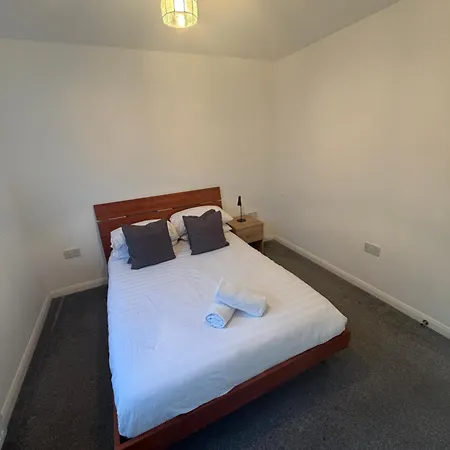 City Gate Apartments Manchester-3
