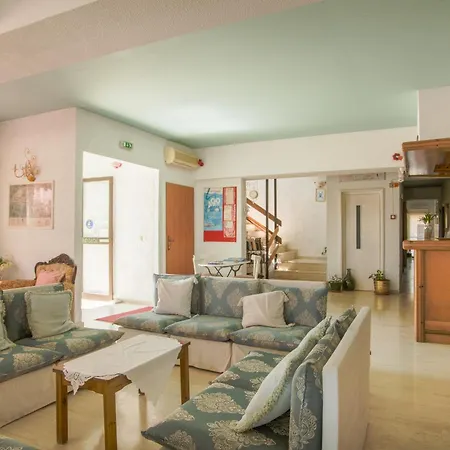 Violetta Hotel-2