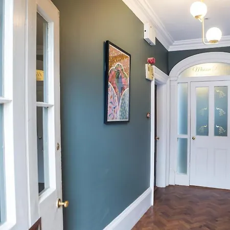 Skeldale House: 'All Creatures' Luxury Apartments in Yorkshire Dales-3