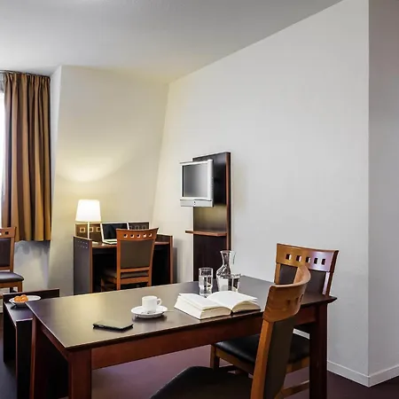 Aparthotel Adagio Access Paris Porte De Charenton-2