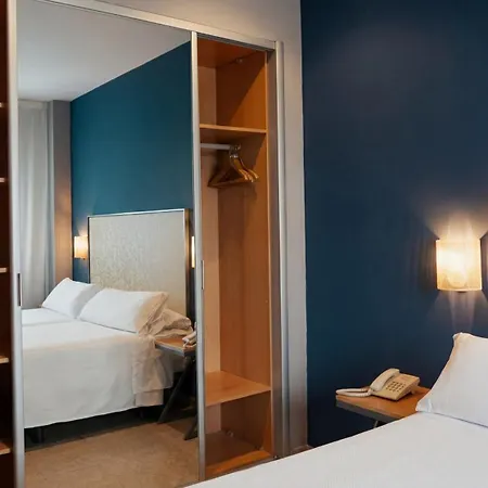 Apartamentos Vértice Sevilla Aljarafe-2