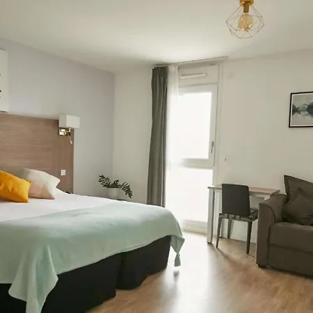 Aparthotel Adagio Access Massy Palaiseau-2