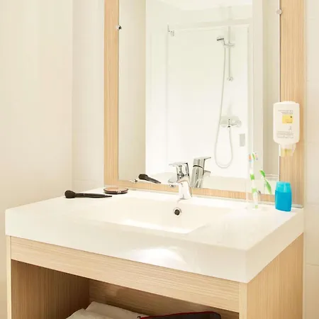 Aparthotel Adagio Access Le Havre Les Docks-2