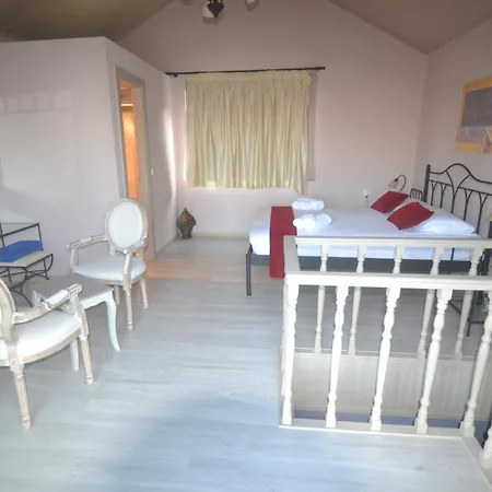 Harvest Moon Apartments-2