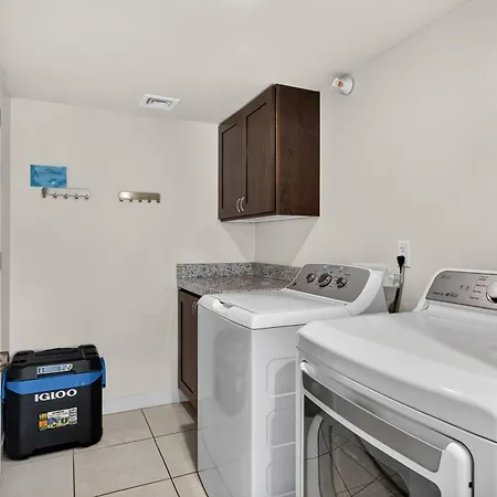 Moab Redcliff Condos-3