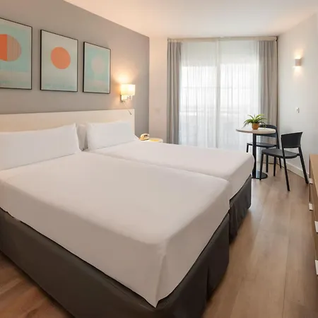 Sol By Melia Puerto Marina-3