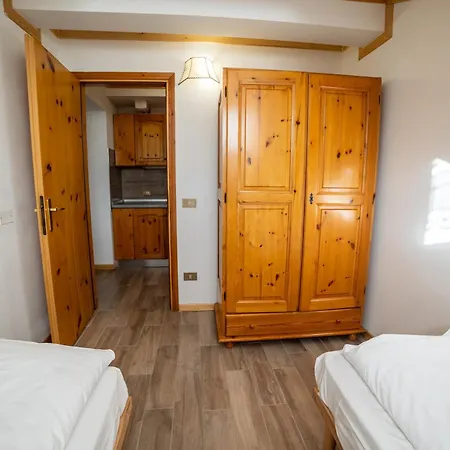 Residence Derby Club-2