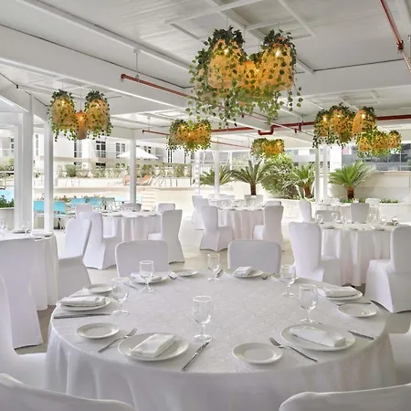 Moevenpick Hotel Apartments Downtown Dubai-2