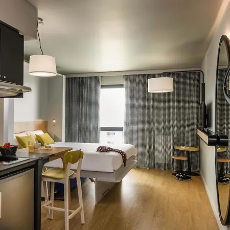 Aparthotel Adagio Access Colombes La Defense-3