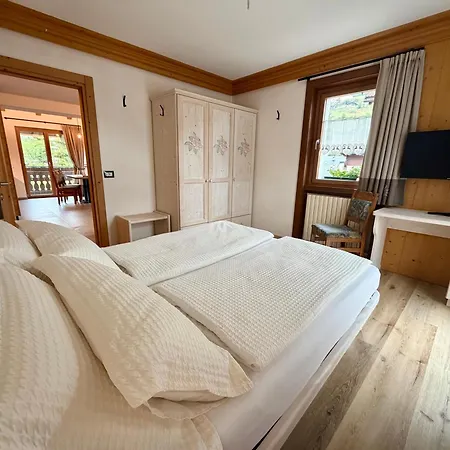 Rosengarden Alpine Residence-3