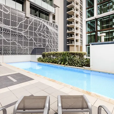 Oaks Brisbane On Margaret Suites-2
