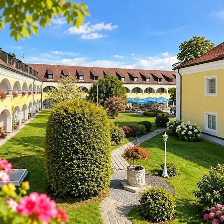 Schloss Kirchham-3