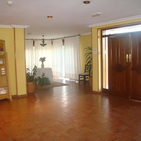 Apartamentos Peña Mar-3