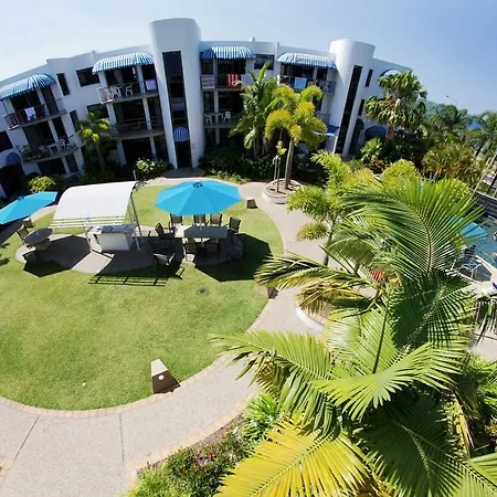 Headland Tropicana Resort Sunshine Coast-3