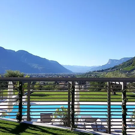 The View Luxury Suites-3
