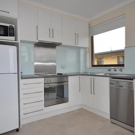 The Sands Holiday Apartments-3