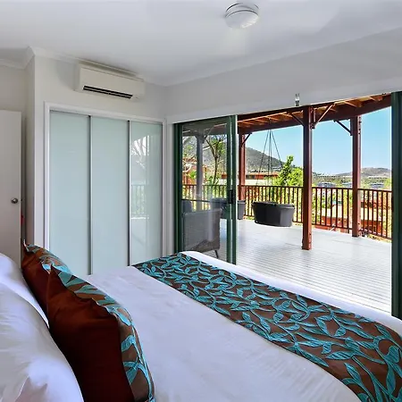 Casuarina Cove Apartments-2