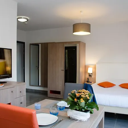 Residence Ambroise Pare-2