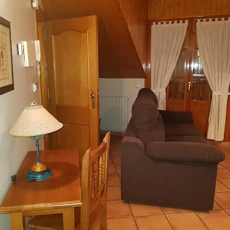 Aparta-Hotel Puertolas-3