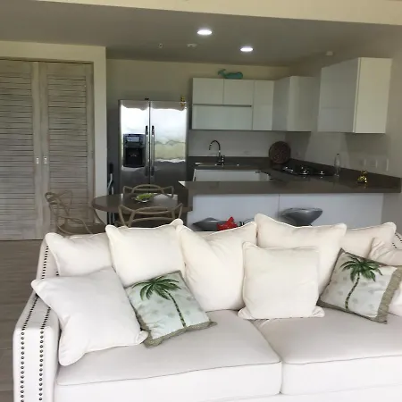 Condominio 5E Ventanas Del Mar en Playa Caracol-2