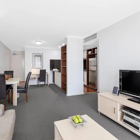Oaks Brisbane Lexicon Suites-2