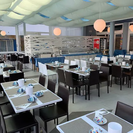 Villaggio Hemingway - Family Aparthotel-3