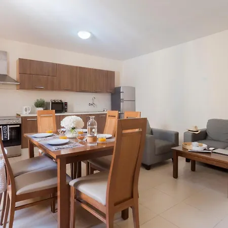 Blubay Apartments By St Hotels-2