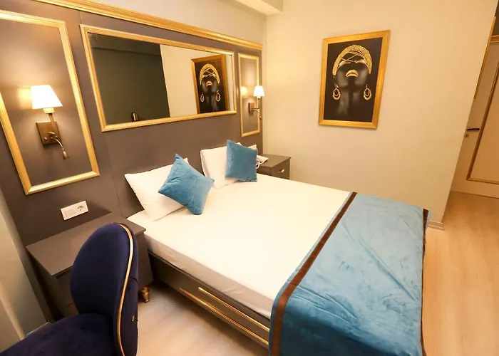 Grand Moon Suites