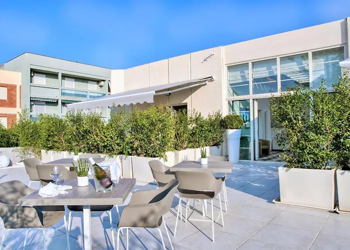 Horizon Suites