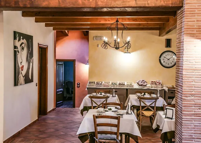 La Puraza Comfort Rooms