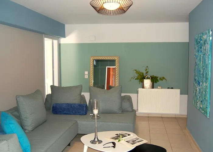 Alkyoni Apartments & Studios