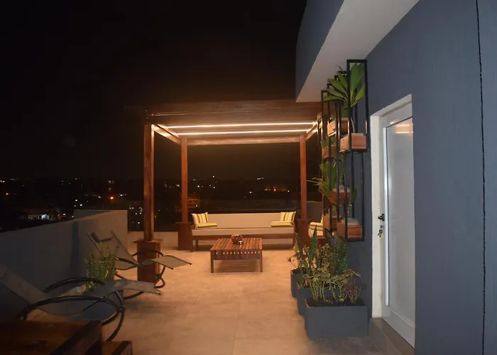 Montecito Apartments Accra
