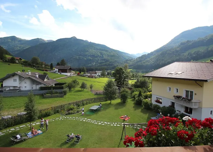 Appartement Hotel Erlhof Deluxe Lutago