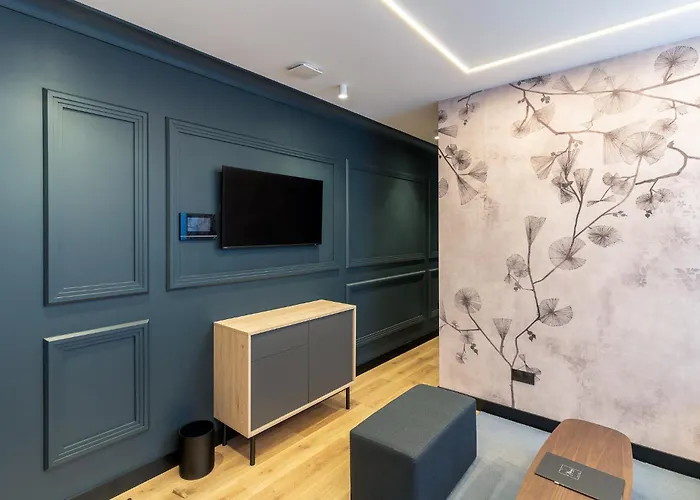 Mauro Suites