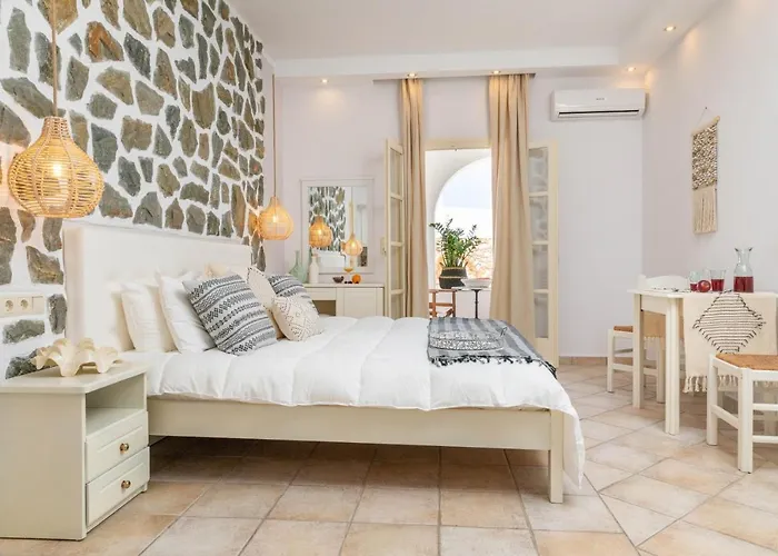 Golden Coast Naxos