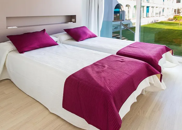 Ebano Hotel Apartments & Spa (Adults Only) Playa d'en Bossa