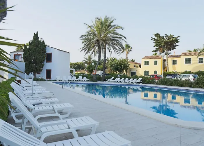 Aparthotel Flora Park & Aquarock Cala en Bosch